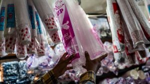 Equityworld Futures Surabaya | Stok Plastik Industri Makanan dan Minuman Menipis