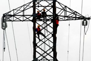 Equityworld Futures Surabaya | Penjelasan PLN Soal Pemadaman Listrik di Jakarta Siang Ini