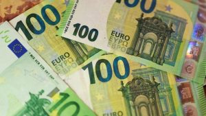 Equityworld Futures Surabaya | Rupiah Jatuh, 16 Mata Uang Ini Nilai Tukarnya Sekarang di Atas Rp10000