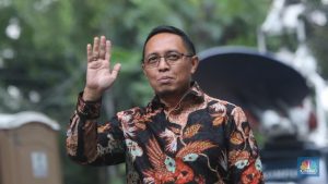 Equityworld Futures Surabaya | Profil  Hasan Nasbi: Utusan Khusus Presiden Bidang Komunikasi