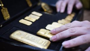 Equityworld Futures Surabaya | Harga Emas Antam Turun Jadi Rp 2.760.000 per Gram
