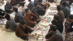 Equityworld Futures Surabaya | LPEM UI Rekomendasikan MBG Ditinjau Ulang