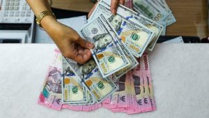Equityworld Futures Surabaya | Imbas Melemahnya Rupiah ke Importir: Efisiensi Jam Kerja