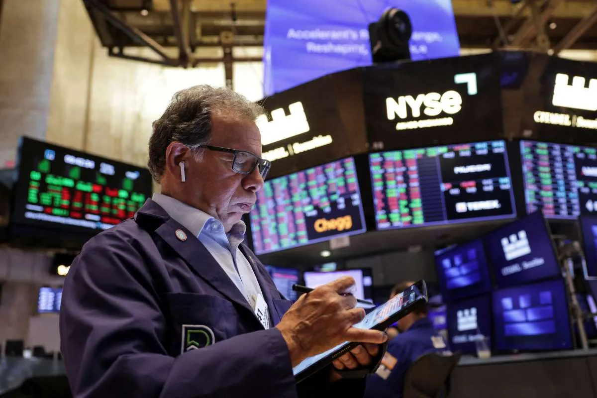 Equity World Futures Surabaya – Wall Street Anjlok, Saham Tesla dan Alphabet Anjlok Akibat Khawatir Biaya AI