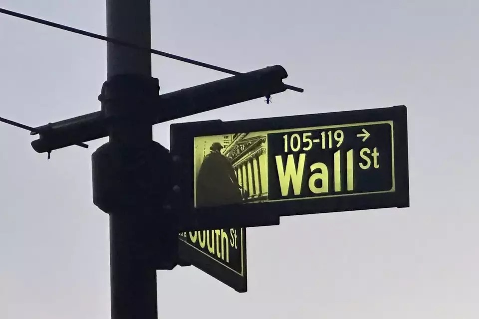 Equity World Futures Surabaya – Wall Street Ditutup Bervariasi, Nasdaq Tertekan Saham Teknologi, Dow Jones Melambung