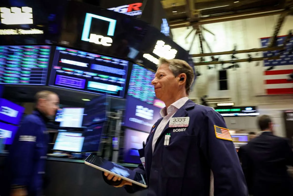 Equity World Futures Surabaya – Wall Street Meredam, Sektor AI dan Data Inflasi CPI Dorong Penguatan Bursa AS