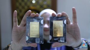 Equityworld Futures Surabaya | Harga Emas Galeri 24, UBS, Antam Retro Hari Ini Ambruk Semua
